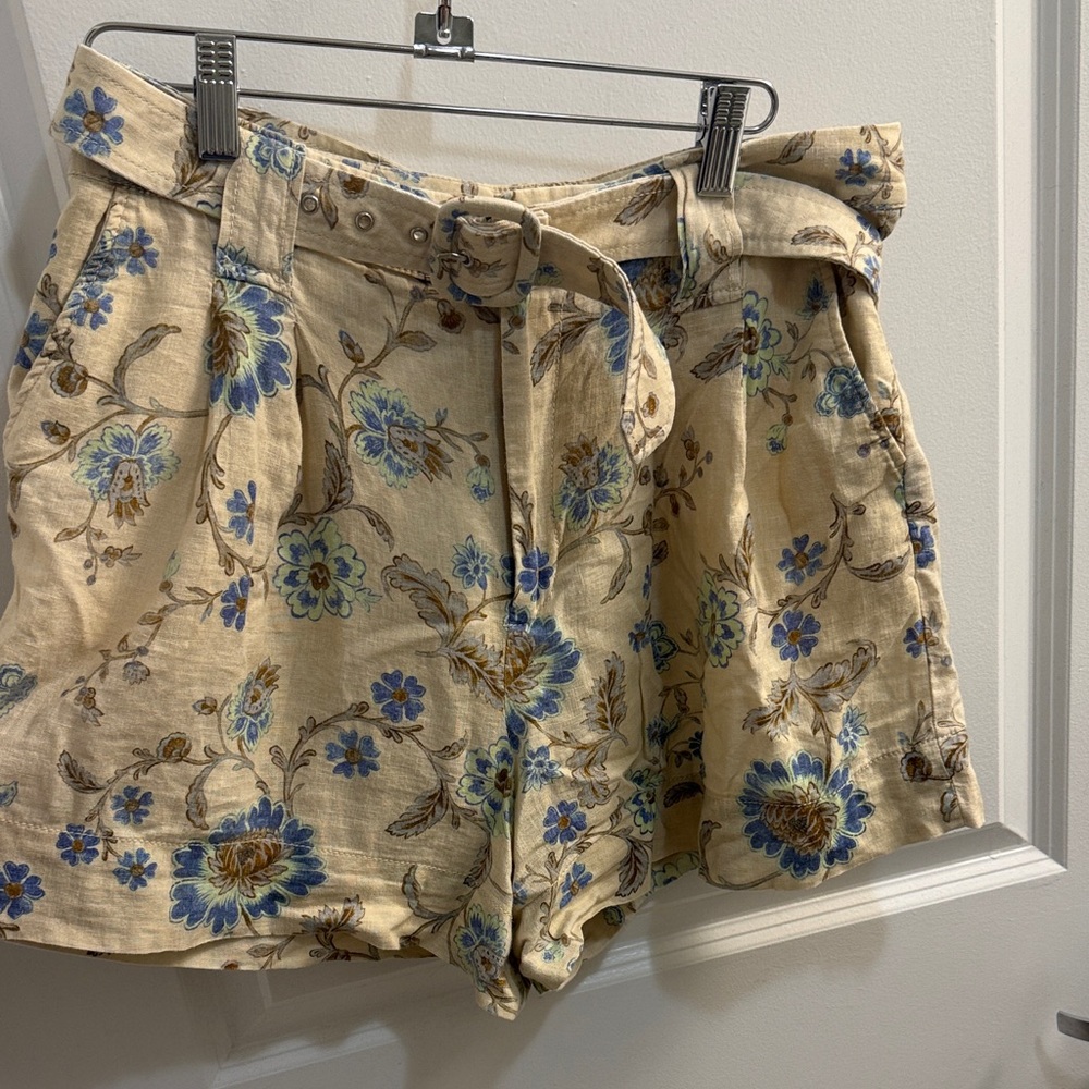 Mango Floral Belted Linen-Blend Shorts in Beige and Blue